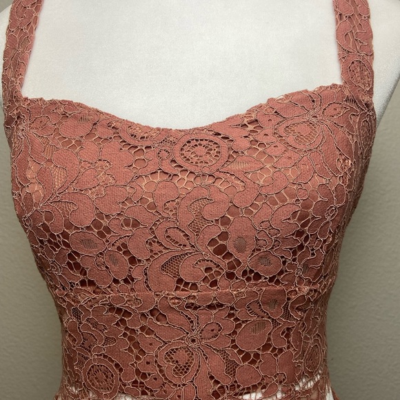 Dynamite Set of 2 Rose Lace layares lined Midi Pencil Skirt Lace Crop Top - Picture 7 of 7